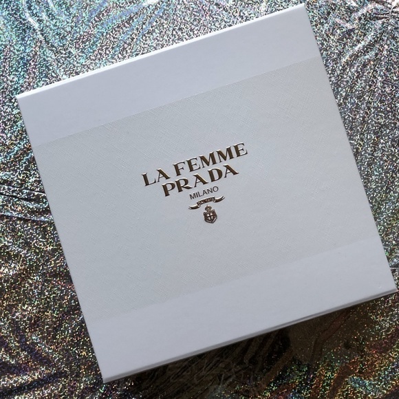 𝅺LA Femme Prada Gift Box storage box - Picture 2 of 12